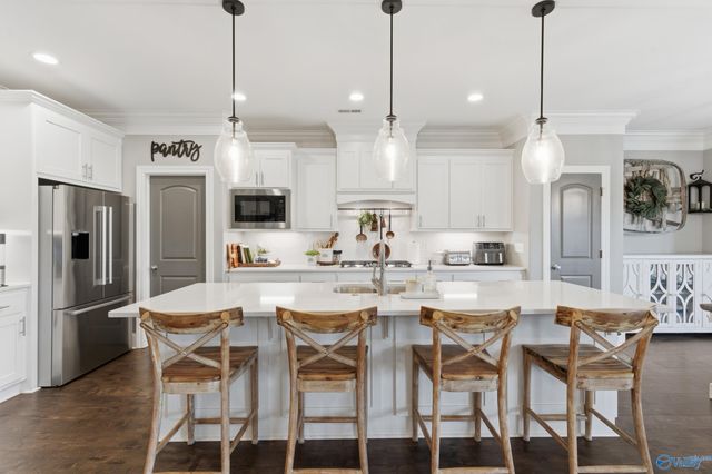 3012 Chimney Cove Circle SE, Brownsboro, AL 35741