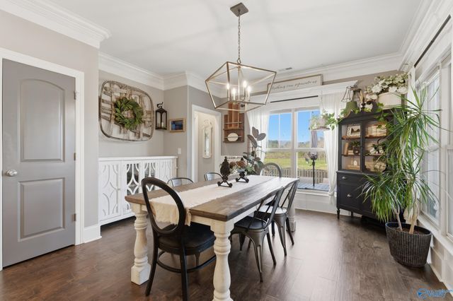 3012 Chimney Cove Circle SE, Brownsboro, AL 35741