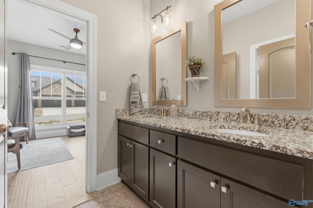 3012 Chimney Cove Circle SE, Brownsboro, AL 35741