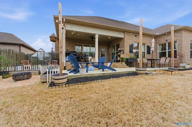 3012 Chimney Cove Circle SE, Brownsboro, AL 35741