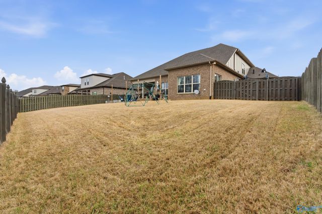 3012 Chimney Cove Circle SE, Brownsboro, AL 35741