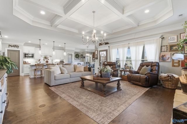 3012 Chimney Cove Circle SE, Brownsboro, AL 35741