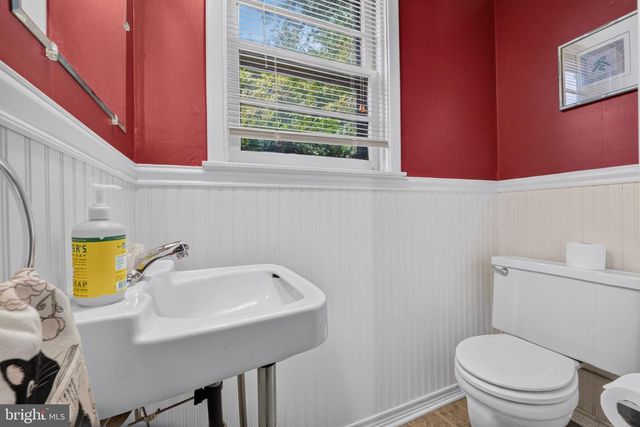 1929 JENKINTOWN RD, Jenkintown, PA 19046