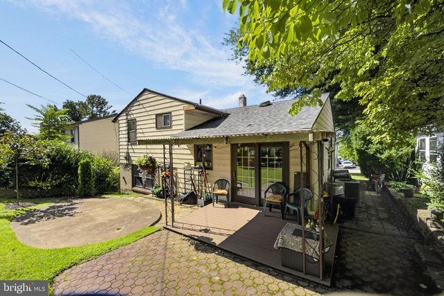1929 JENKINTOWN RD, Jenkintown, PA 19046