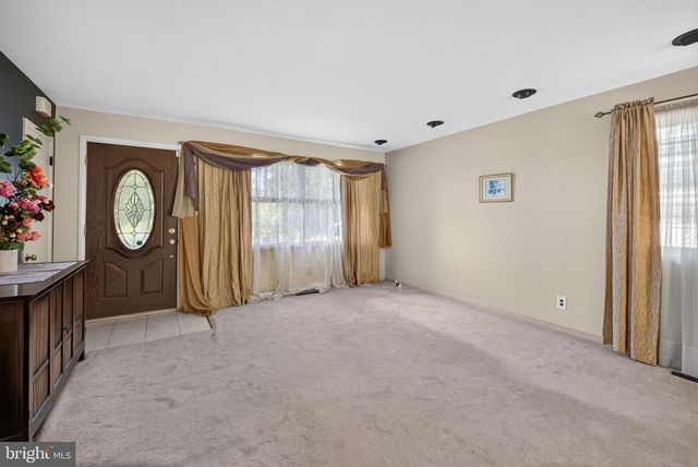 1929 JENKINTOWN RD, Jenkintown, PA 19046