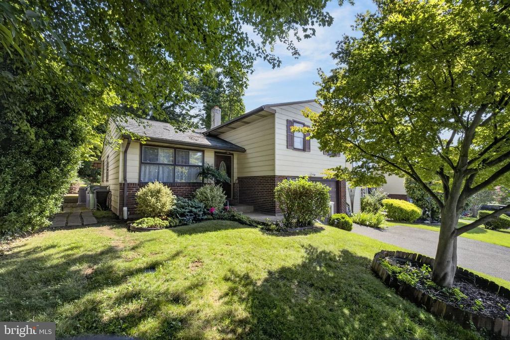 1929 JENKINTOWN RD, Jenkintown, PA 19046