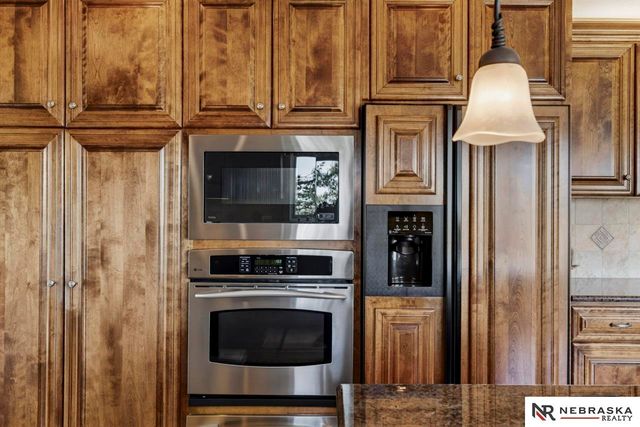 14107 W Sandhill Road, Louisville, NE 68037