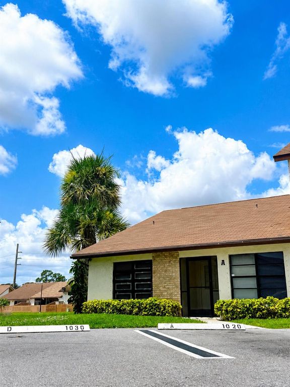1020 Parkside Green Drive A, West Palm Beach, FL 33415
