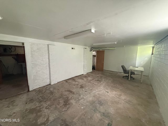 3758 Lockwood Avenue, Toledo, OH 43612