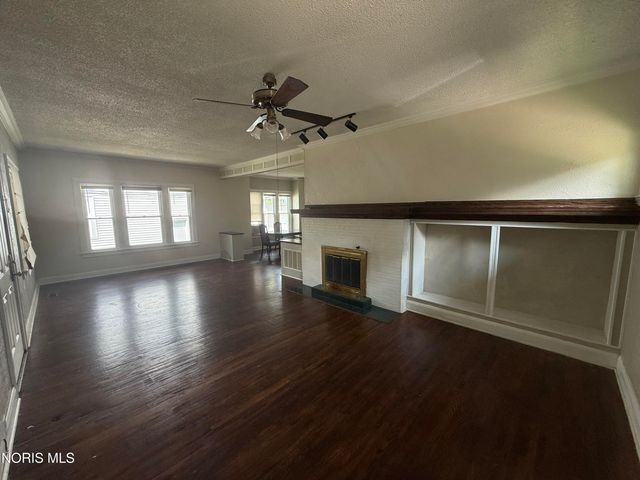 3758 Lockwood Avenue, Toledo, OH 43612