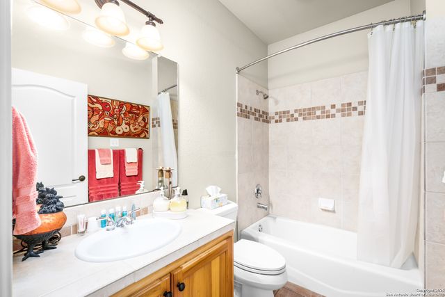 2218 Village Path, New Braunfels, TX 78130