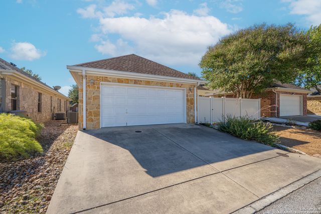 2218 Village Path, New Braunfels, TX 78130