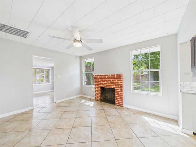 348 GORDON AVENUE, Lake Wales, FL 33859