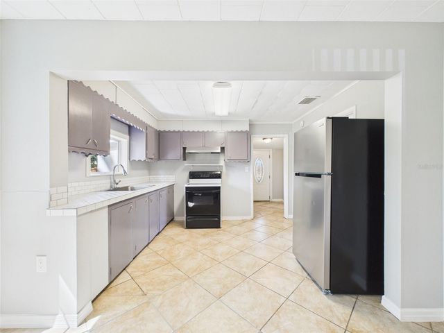 348 GORDON AVENUE, Lake Wales, FL 33859