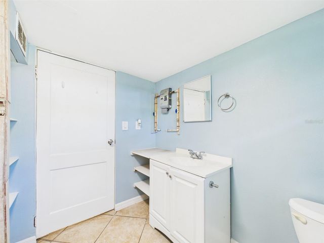 348 GORDON AVENUE, Lake Wales, FL 33859