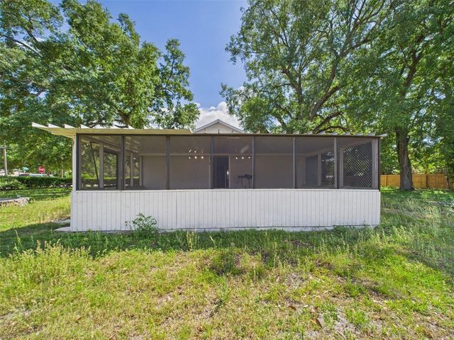348 GORDON AVENUE, Lake Wales, FL 33859