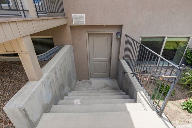 10813 S AUTUMN RAIN RD, South Jordan, UT 84009