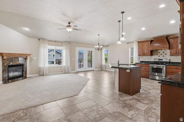 10813 S AUTUMN RAIN RD, South Jordan, UT 84009