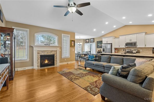 167 Edwards Falls Lane, Manlius, NY 13104