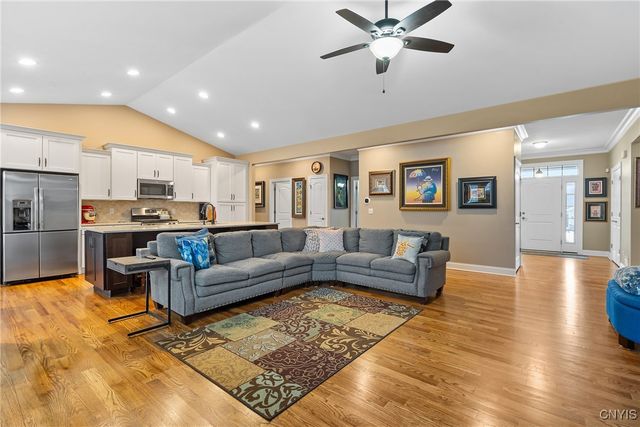 167 Edwards Falls Lane, Manlius, NY 13104