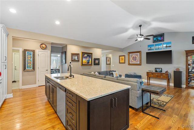 167 Edwards Falls Lane, Manlius, NY 13104