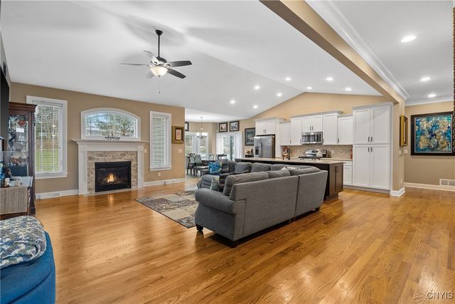 167 Edwards Falls Lane, Manlius, NY 13104