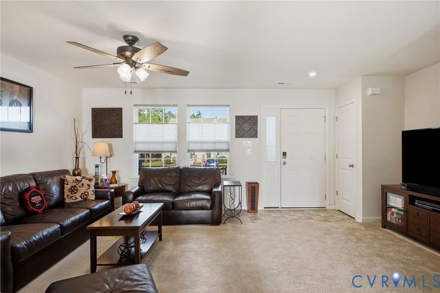 2109 Chaucer Ct, Aylett, VA 23009