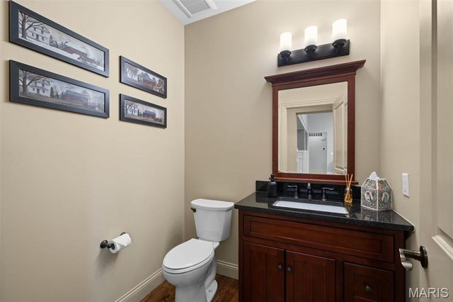 12531 Ridgefield Drive, Des Peres, MO 63131