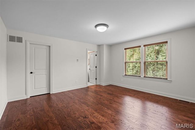 12531 Ridgefield Drive, Des Peres, MO 63131