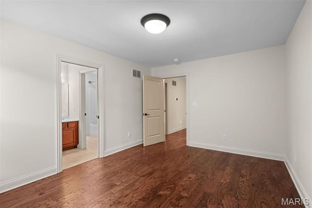 12531 Ridgefield Drive, Des Peres, MO 63131