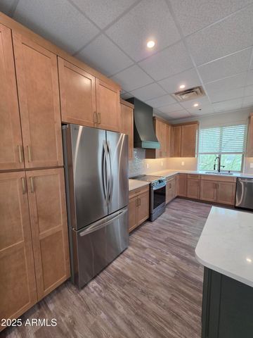 16715 E Parkview Avenue 201, Fountain Hills, AZ 85268