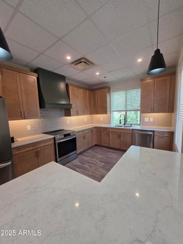 16715 E Parkview Avenue 201, Fountain Hills, AZ 85268