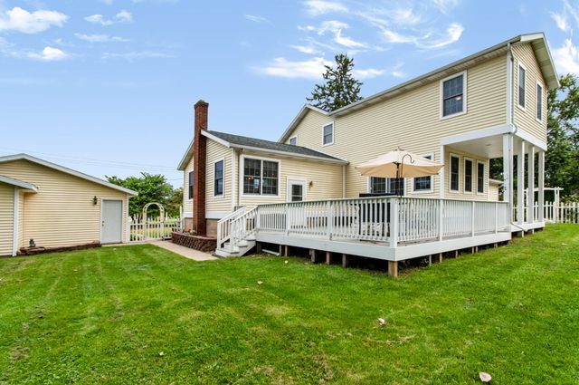 404 S Berrien Street, New Buffalo, MI 49117