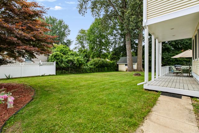 404 S Berrien Street, New Buffalo, MI 49117