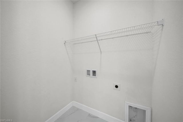 446 Skyland LN, Port Charlotte, FL 33953