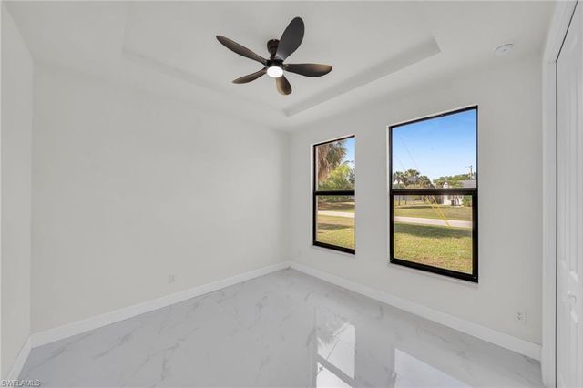 446 Skyland LN, Port Charlotte, FL 33953