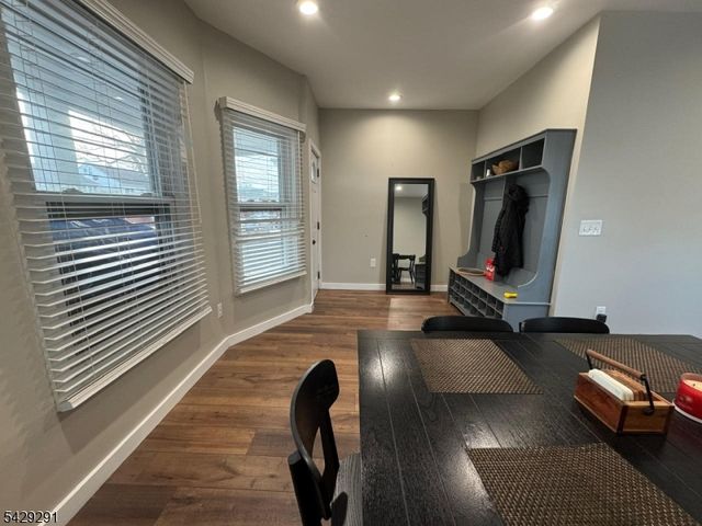 104 Hadley Ave, Clifton City, NJ 07011