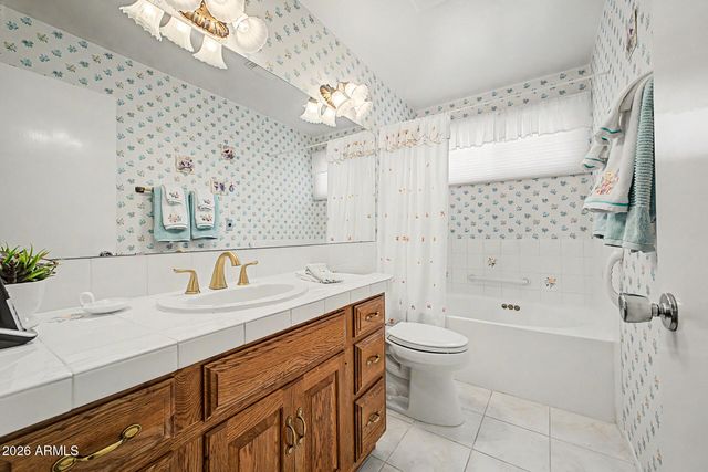 3121 W AUGUSTA Avenue, Phoenix, AZ 85051