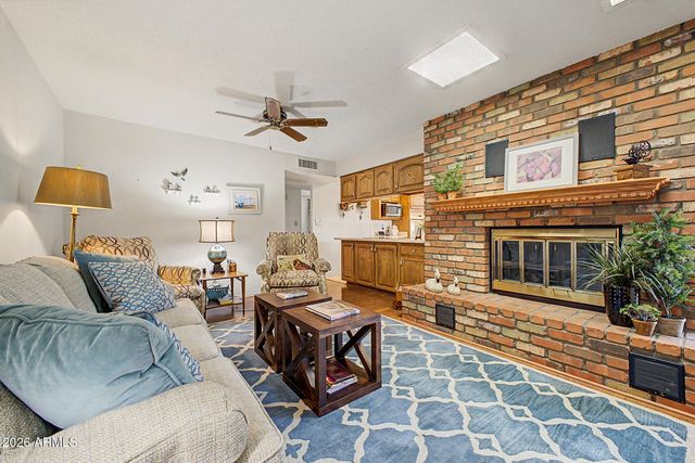 3121 W AUGUSTA Avenue, Phoenix, AZ 85051