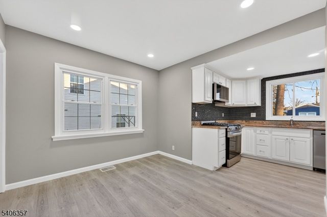 28 Madison Ave, Woodbridge Twp., NJ 07001