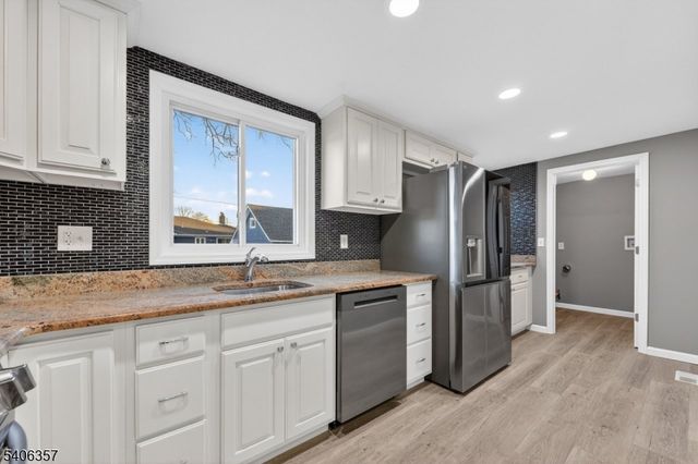 28 Madison Ave, Woodbridge Twp., NJ 07001