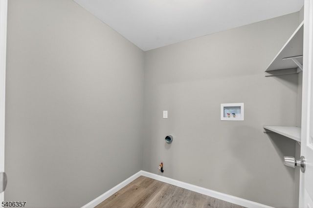 28 Madison Ave, Woodbridge Twp., NJ 07001