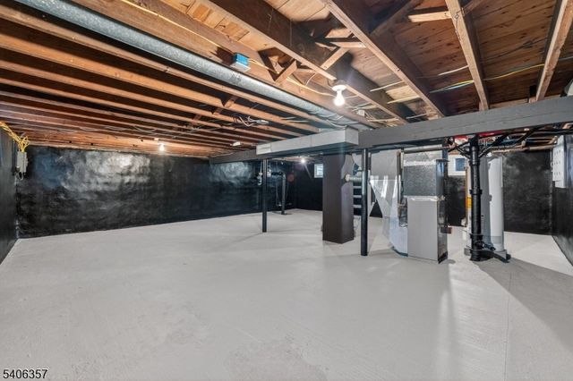 28 Madison Ave, Woodbridge Twp., NJ 07001