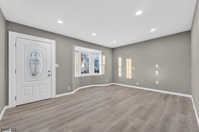 28 Madison Ave, Woodbridge Twp., NJ 07001