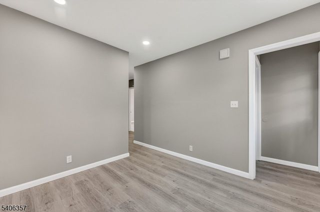 28 Madison Ave, Woodbridge Twp., NJ 07001