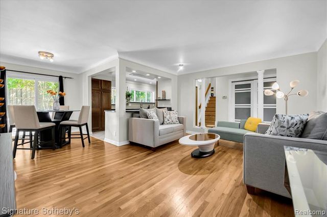 598 Park Street, Birmingham, MI 48009