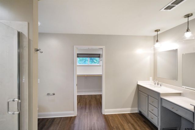 245 Larchwood Path, Holly Lake Ranch, TX 75765