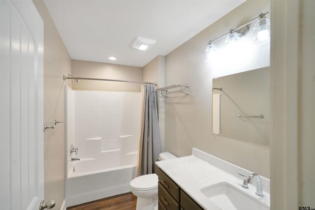 245 Larchwood Path, Holly Lake Ranch, TX 75765