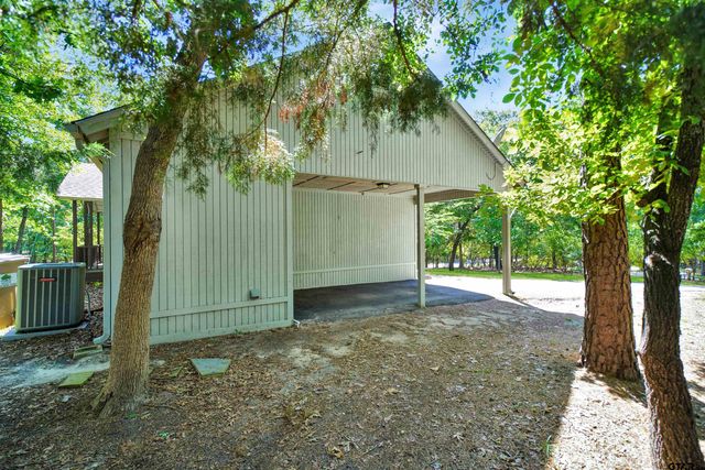245 Larchwood Path, Holly Lake Ranch, TX 75765