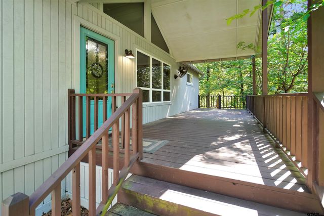 245 Larchwood Path, Holly Lake Ranch, TX 75765